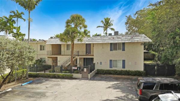 Monterey Gardens Of Pinecrest, 8617 SW 68 Ct #24, Pinecrest, Florida 33156, image 1