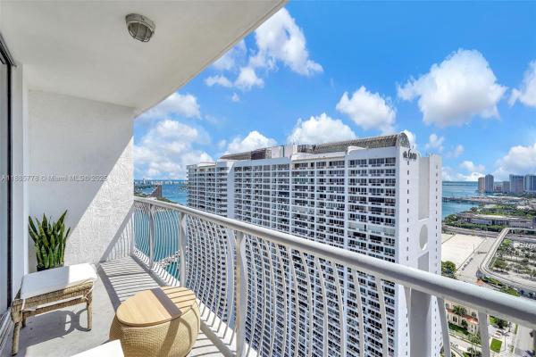 Opera Tower, 1750 N Bayshore Dr #3708, Miami, Florida 33132, image 1