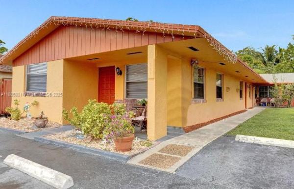 Central Oakland Park, 901 NE 39th St, Oakland Park, Florida 33334, image 1