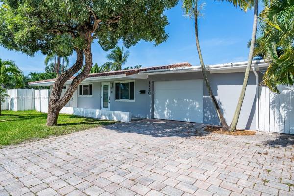 Lauderdale Park, 1730 NE 9th Ave, Fort Lauderdale, Florida 33305, image 1