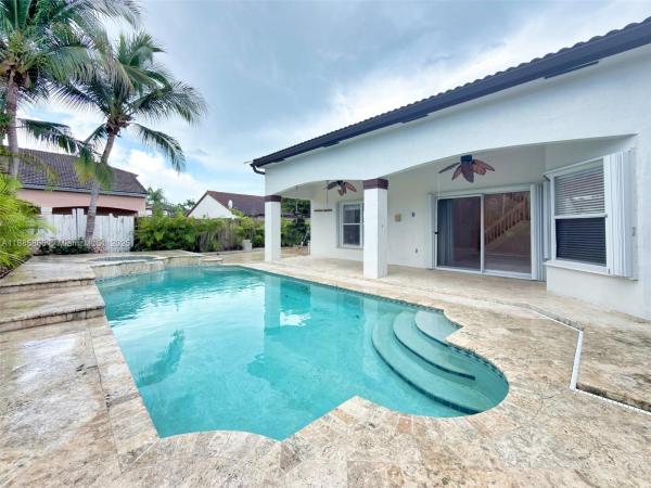 7780 SW 160th Ave, Unincorporated Dade County, Florida 33193, image 1