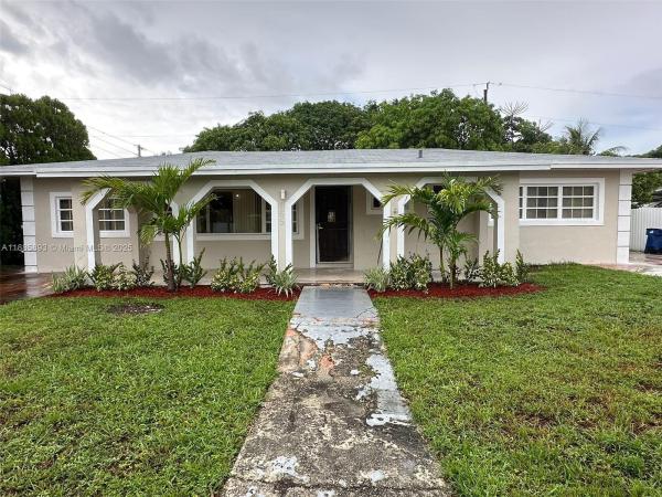 Sierra, 165 NW 192nd St, Miami Gardens, Florida 33169, image 1