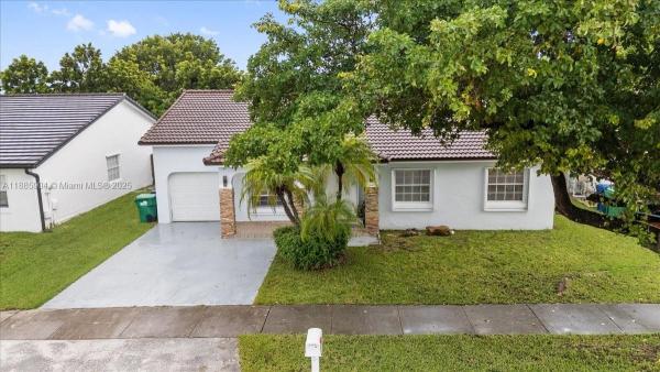 Majestic Homes, 14500 SW 173rd St, Richmond West, Florida 33177, image 2