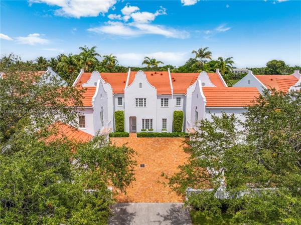 Village Of Campo Sano, 1133 Campo Sano Ave #2, Coral Gables, Florida 33146, image 3