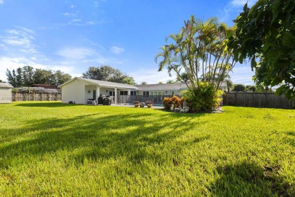 Pine Acres, 11220 SW 99th Ct, Kendall, Florida 33176, image 3