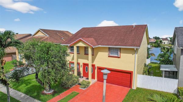 Lakeside Key, 1001 SW 100th Ter, Pembroke Pines, Florida 33025, image 1