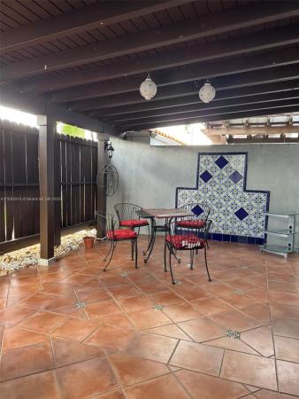 Greenway Lakes, 2410 SW 122nd Ct, Tamiami, Florida 33175, image 3