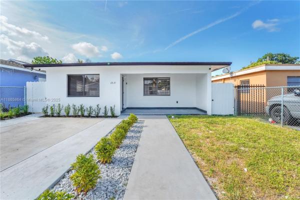 New Liberia, 2221 Charleston St, Hollywood, Florida 33020, image 1