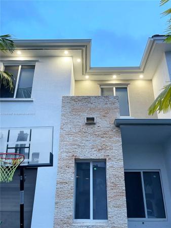 17523 SW 153rd Ct, Unincorporated Dade County, Florida 33187, image 1