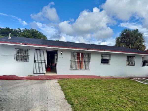 Carol City Gardens, 19611 NW 47th Ave, Miami Gardens, Florida 33055, image 1