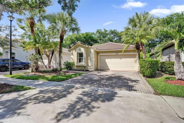Sapphire Shores, 4161 Sapphire Ter, Weston, Florida 33331, image 1