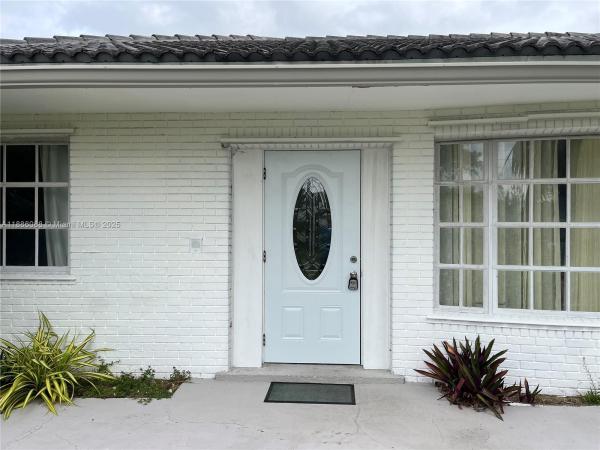 Sunshine Ranches, 14001 Mustang Trl, Southwest Ranches, Florida 33330, image 2