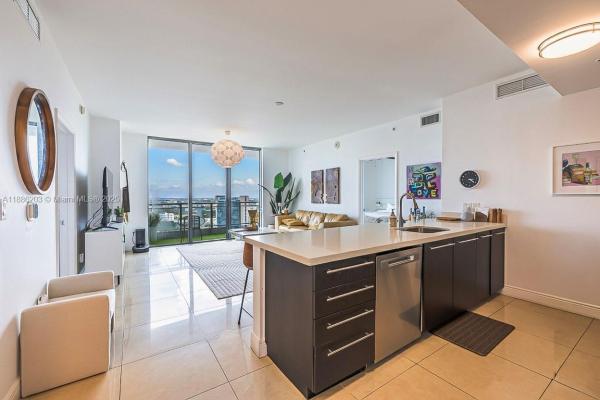 The Ivy At Riverfront, 90 SW 3rd St #3705, Miami, Florida 33130, image 2