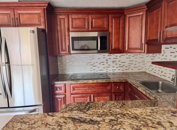 Las Estrellas, 606 W 81 St #303, Hialeah, Florida 33014, image 1