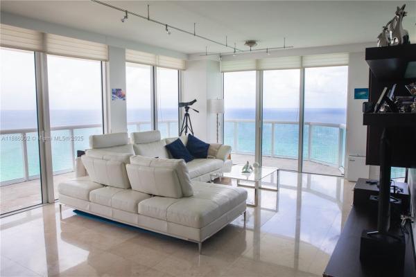 Akoya, 6365 Collins Ave #3201, Miami Beach, Florida 33141, image 1