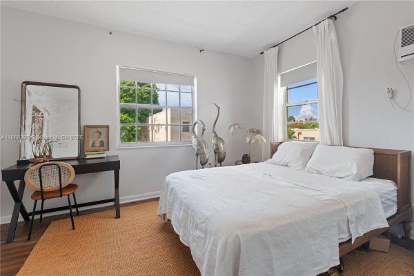 Havana Moon, 1043 NW 2nd St #13, Miami, Florida 33128, image 2