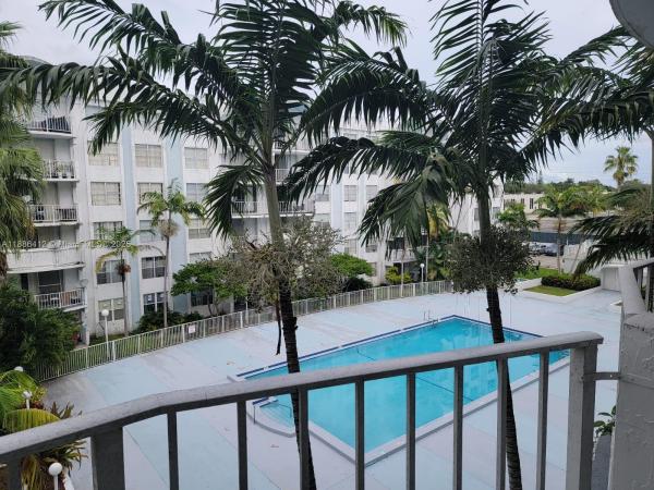 494 NW 165 Street Rd C-404 #C-404, Unincorporated Dade County, Florida 33169, image 1