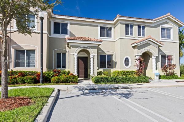 1014 SE 23rd Ave, Homestead, Florida 33035, image 1
