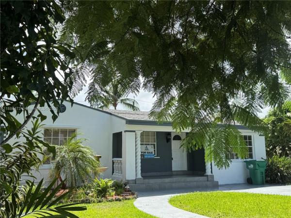4340 SW 15th St, Unincorporated Dade County, Florida 33134, image 1