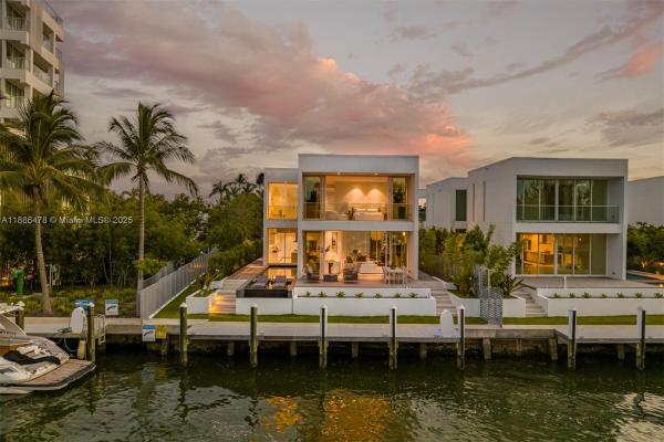 The Villas At The Ritz-Carlton, 1011 W 48th St 8 #NO 8, Miami Beach, Florida 33140, image 1