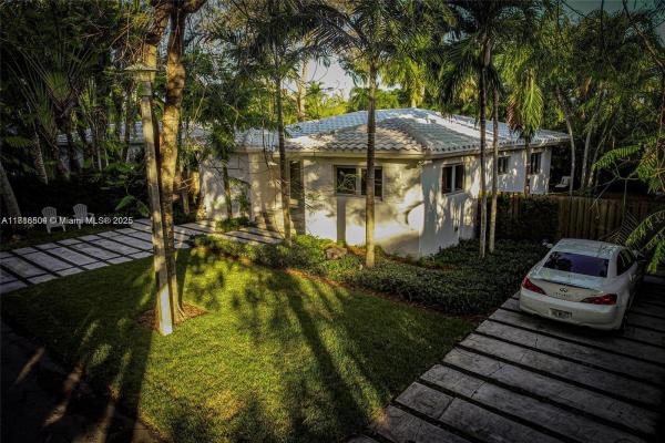 Washington Place, 811 NE 71st St, Miami, Florida 33138, image 1