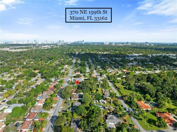 Biscayne Gardens, 370 NE 159th St, Golden Glades, Florida 33162, image 3