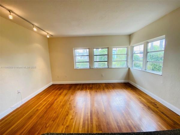 Norma Beach, 760 Euclid Ave #102, Miami Beach, Florida 33139, image 1