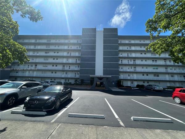 Meadowbrook Towers, 619 NE 14th Ave #703, Hallandale Beach, Florida 33009, image 1