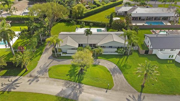 Fleeman Estates, 12445 SW 99th Ave, Kendall, Florida 33176, image 2