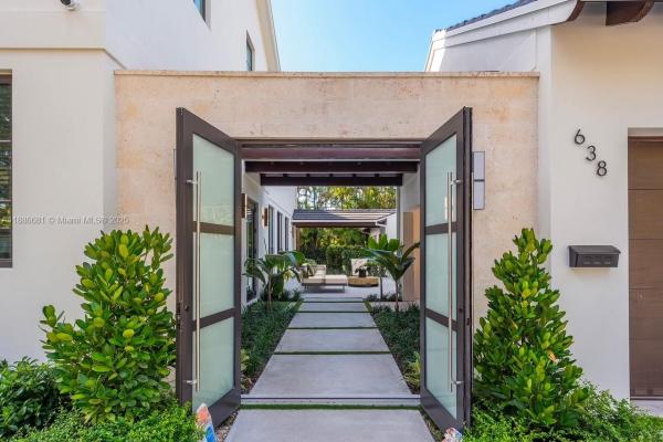 Coral Gables Country Club, 638 Escobar Ave, Coral Gables, Florida 33134, image 2