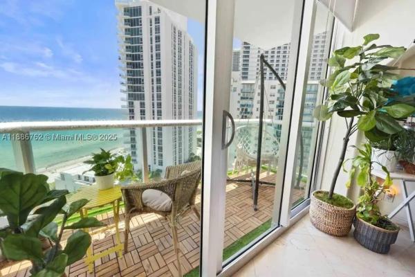 The Tides On Hollywood Beach, 3901 S Ocean Dr #14L, Hollywood, Florida 33019, image 2