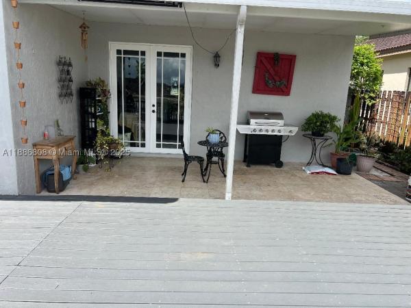 Century Prestige, 18247 NW 88th Pl, Hialeah, Florida 33018, image 2