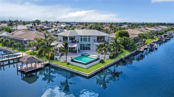 2801 SW 39th Ter, Cape Coral, Florida 33914, image 1