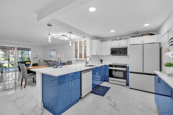 Meadowbrook Lakes, 205 SE 11th Ter #101, Dania Beach, Florida 33004, image 1