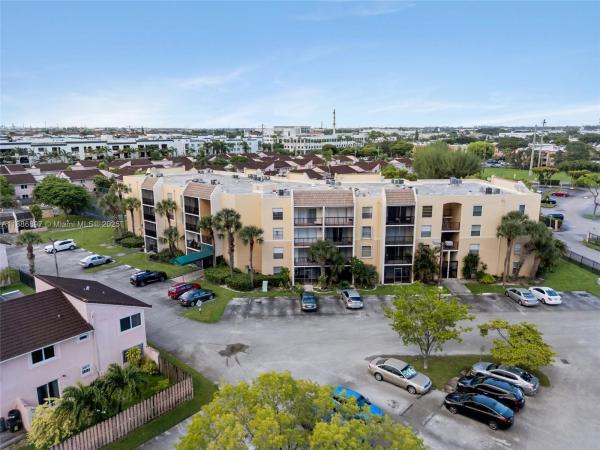 Sandoral, 8005 Lake Dr #404, Doral, Florida 33166, image 1
