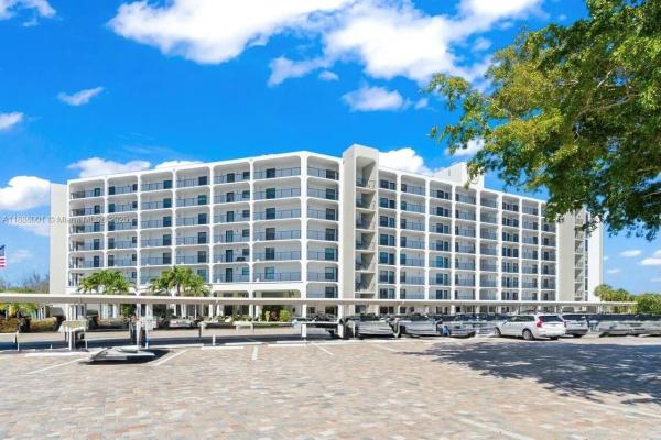 Hillsboro Landings 2, 1627 Riverview Rd #212, Deerfield Beach, Florida 33441, image 1