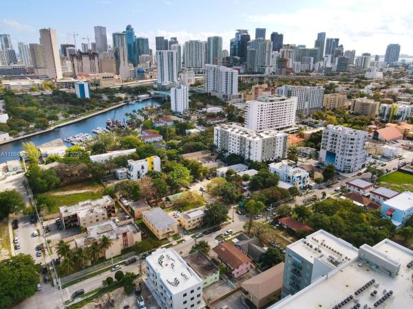Brickell West, 212 NW 7th Ave, Miami, Florida 33128, image 1