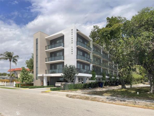 Hollywood Little Ranches, 2241 Madison St, Hollywood, Florida 33020, image 1