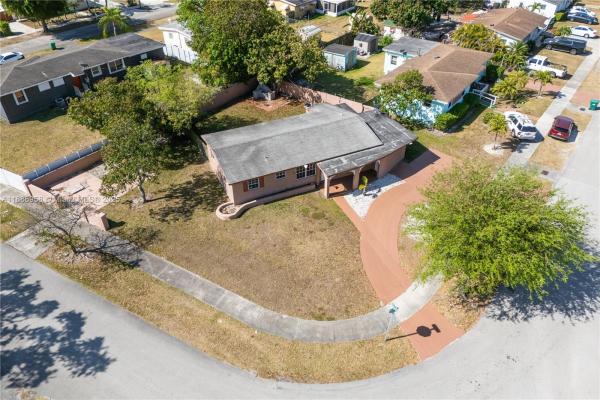 11500 SW 142nd St, Unincorporated Dade County, Florida 33176, image 1