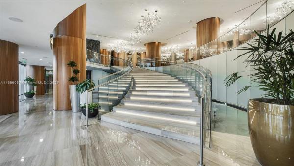 Aria On The Bay, 488 NE 18th St #704, Miami, Florida 33132, image 2