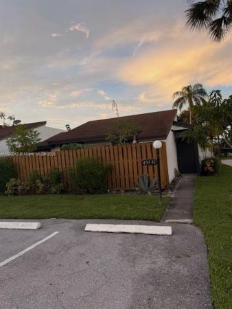 Foxwood Estates Of Lakeside Green, 4953 Alder Dr #C, West Palm Beach, Florida 33417, image 1