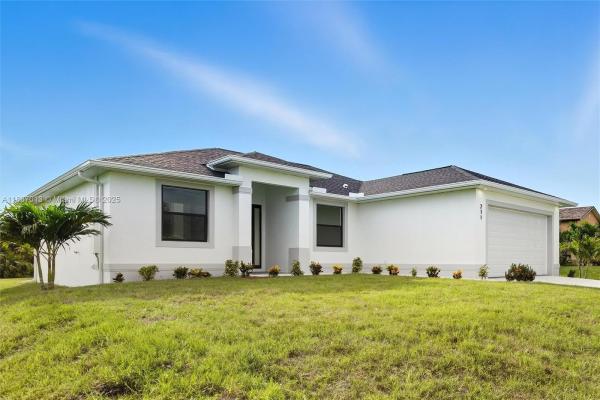 Cape Coral, 211 NW 25th Ave, Cape Coral, Florida 33993, image 1