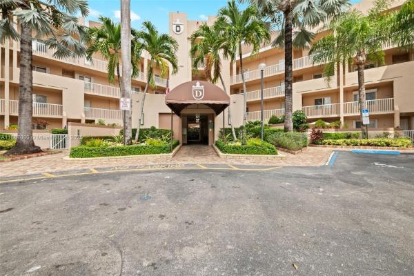 7675 Granville Dr #402, Tamarac, Florida 33321, image 1