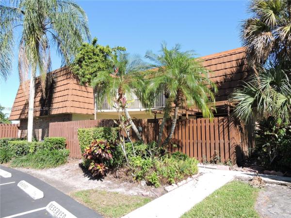 Village At Lake Pine, 1316 SW 118th Ter, Davie, Florida 33325, image 1
