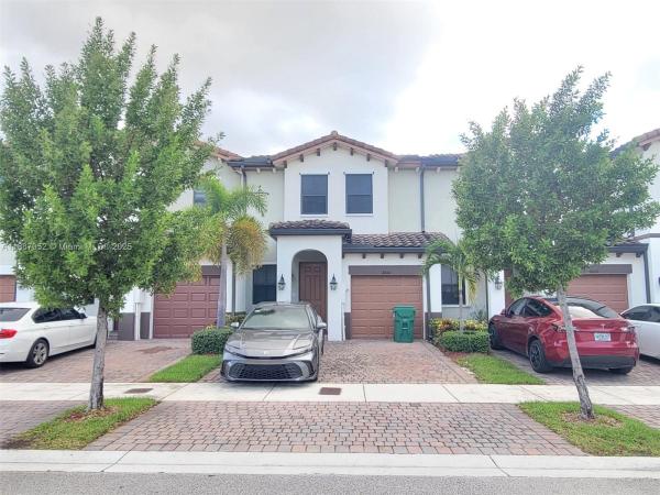 8860 NW 103rd Path, Doral, Florida 33178, image 1