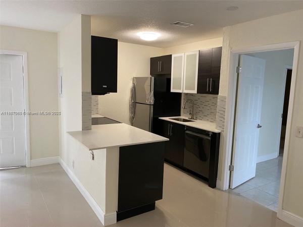 26 Crossings Cir #B, Boynton Beach, Florida 33435, image 1