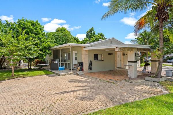 Beverly Park, 6045 Dawson St, Hollywood, Florida 33023, image 1