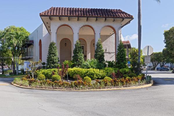 10816 N Kendall Dr #R16, Unincorporated Dade County, Florida 33176, image 1