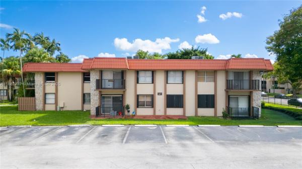 10477 SW 108 Ave #226, Unincorporated Dade County, Florida 33176, image 1