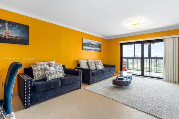 Cypress Bend, 2200 S Cypress Bend Dr #804, Pompano Beach, Florida 33069, image 2